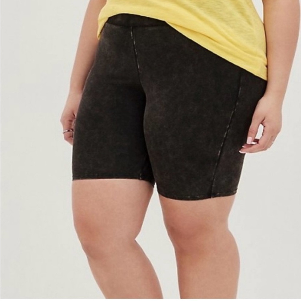 NWT Torrid black wash bike shorts